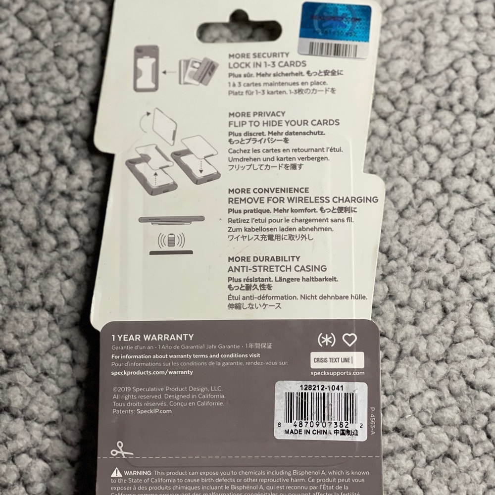 Phone bundle - Picture 2 of 3